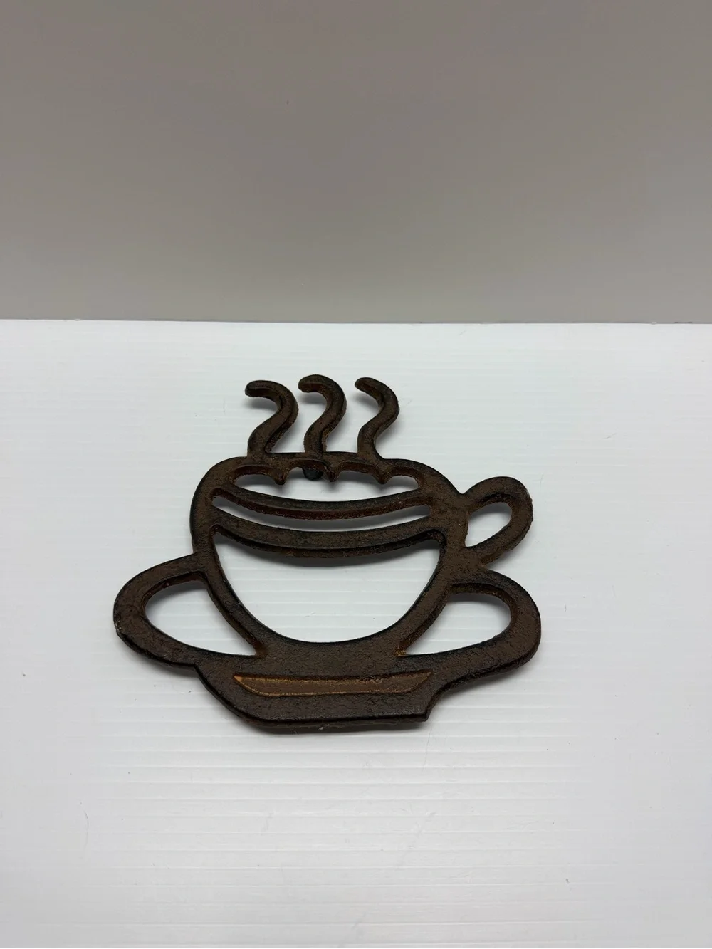 Classic Cast Iron Coffee Cup Trivet - Brown